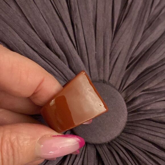 Chanel plexiglass ring, size 7 - Picture 3 of 5